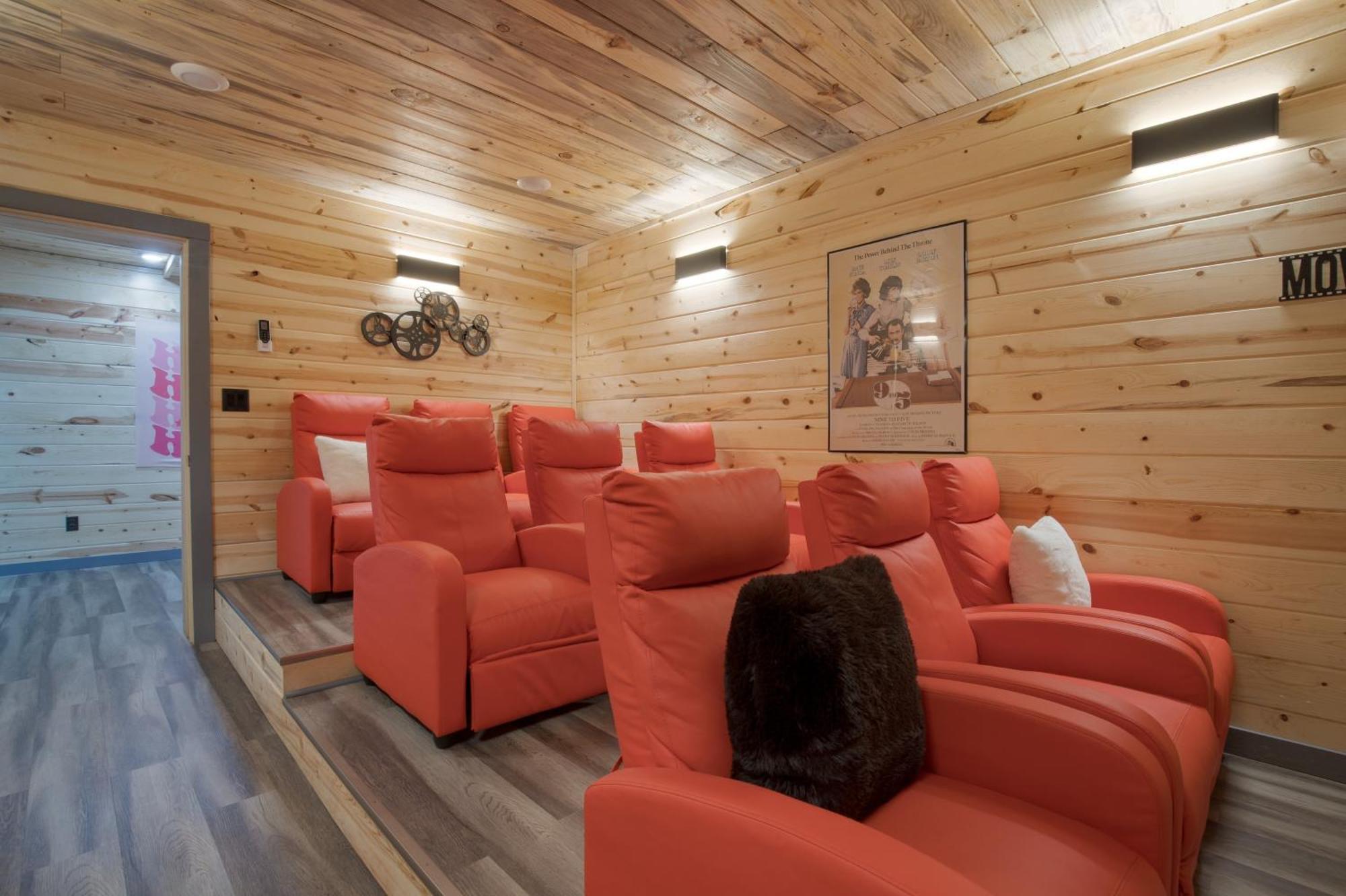 Pink Pines Avantstay Luxury Aesthetic Dream Home Indoor Pool Hot Tub ピジョンフォージ エクステリア 写真