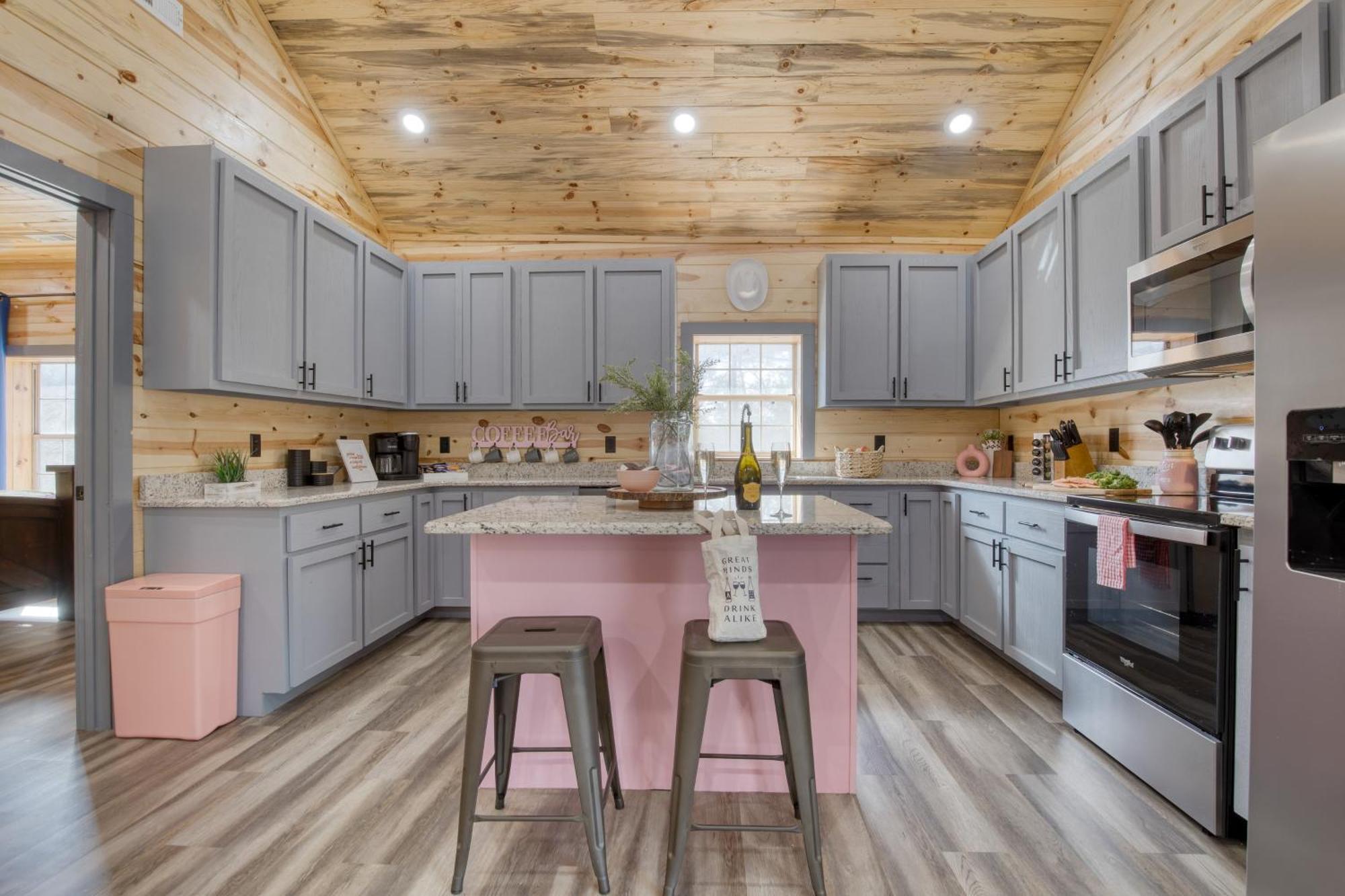 Pink Pines Avantstay Luxury Aesthetic Dream Home Indoor Pool Hot Tub ピジョンフォージ エクステリア 写真